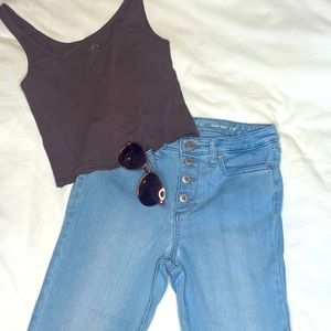High waisted light wash skinny jeans